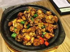 美味牛蛙煲-火啫啫·粤式啫啫煲(南通首店)