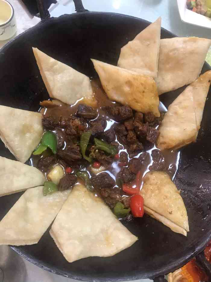 寿县土菜·海派创意菜(锦秋路店)-"来度个假,小区边上吃个饭.