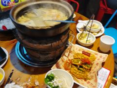 -捞围鲜·港式打边炉(海阳路店)