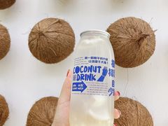 -蔻蔻椰·鲜萃椰子水(欢乐港湾店)