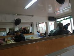-张阿三馄饨店
