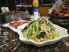 -啊美丽炭火烤肉(滑翔一店)