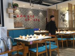 大堂-小牛叔鲜切牛肉·火锅·烤肉自助(公济桥路店)