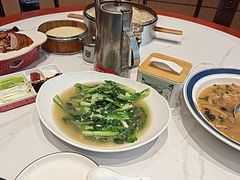 -梅利汴京烤鸭•开封豫菜地标店(东大街店)