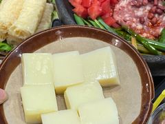 -黔有有贵州酸汤夺夺粉火锅(五味十字店)