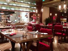 大堂-恰餐厅及酒吧 CHAR Bar & Grill (北京丽都皇冠假日店)