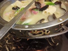 -金陵红鲤鱼餐厅(孝陵卫紫金山店)