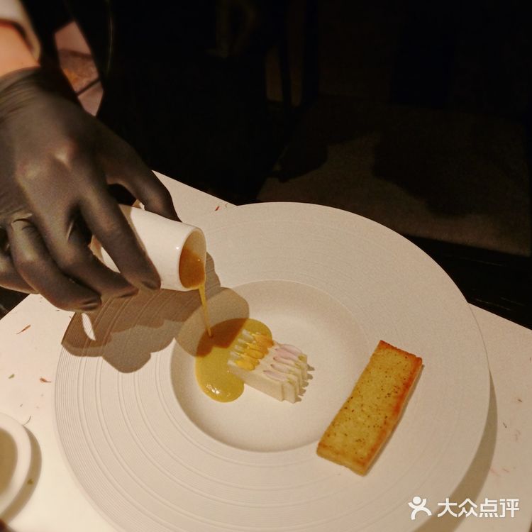 杭城新晋绝美庭院素食餐厅《朴竺》‼️