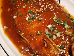-小凤庭·地道湖北菜武昌鱼·藕汤(38年黄鹤楼店)