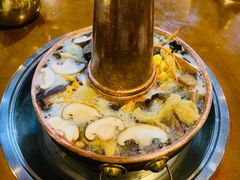 -岳记兴隆·青城腊排铜火锅(融创店)