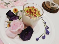 -MEET缘燕窝甜品&Tang's cake(华润万象城店)