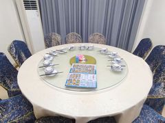 -双月饭店·20年老字号(新村店)