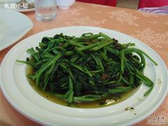 豆豉鲮鱼空心菜-爱晚亭(大东海广场店)