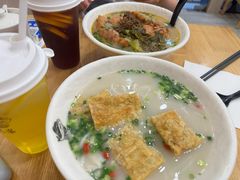 -凯峰鱼汤米线(金利達店)