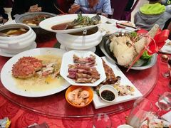 -沪华海鲜大酒楼(南汇店)