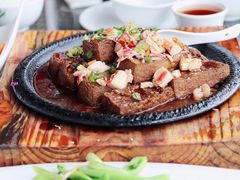 黑豆腐-东馆和天下特色餐饮(工农店)