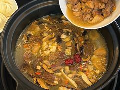 -野菌皇海景野生菌火锅(滨海大道店)