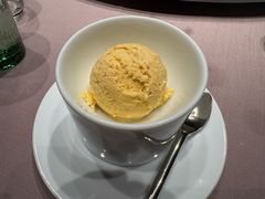 板栗冰淇淋-新荣记(南京西路店)