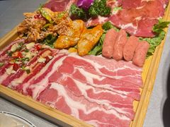 七彩祥云拼盘-正宗齐齐哈尔烤肉·齐牛哥鲜切炭火烤肉(杭州总店)