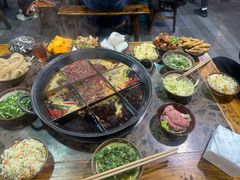 -正南齊北重庆老火锅(光华村直营店)