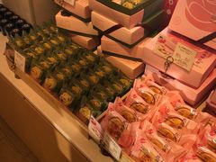 玫瑰鲜花饼-好利来(革新店)