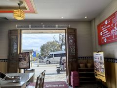 -阿婆情腊排骨火锅(金虹路店)