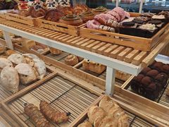 -焙丽拾光(麦凯乐直营店)