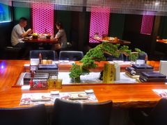 大堂-肉魁屋·烧肉·烧鸟·酒场(高新店)