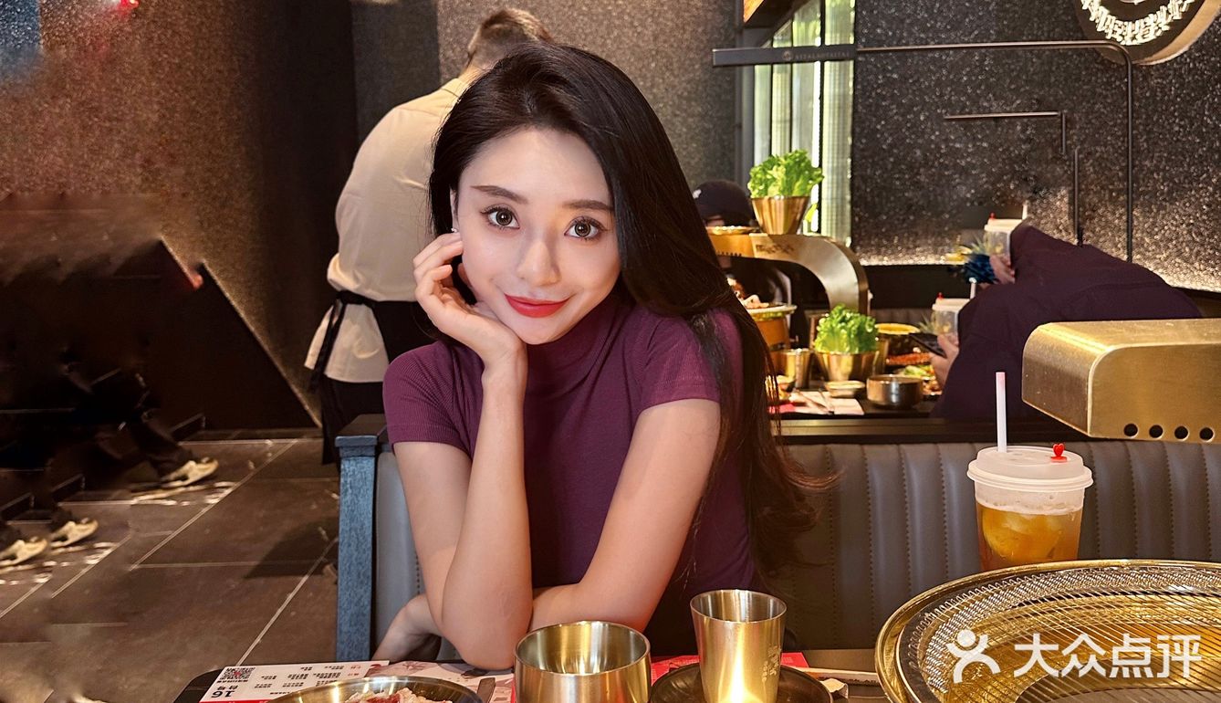 男模烤肉尊嘟有点东西