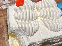 -红宝石·鲜奶小方·海派西点房(南丹店)