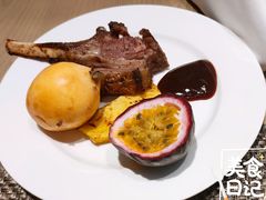 -上海临港美爵酒店·铃兰西餐厅