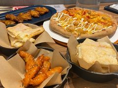 -必胜客餐厅(昆百大泰业城店)