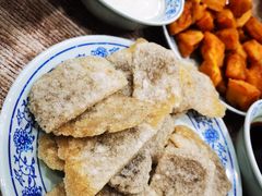 老北京炸灌肠-门框胡同百年卤煮(新街口店)