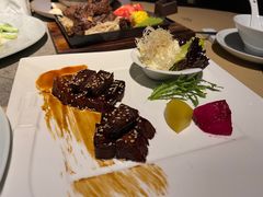 -穹六人间 people 6(岳阳路店)
