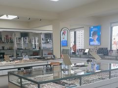 -潘多拉眼镜·蔡司依视路明月(潘家园店)