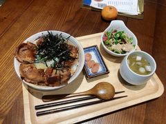 叉烧温泉蛋盖饭定食-肥朵食堂(带梦胡同店)