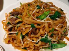 干炒牛河-潮泰牛肉火锅 · 创于1992年(车公庙店)