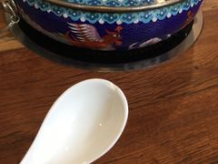 -毛辣果·贵州红酸汤牛肉火锅(西单店)