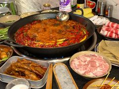 -四小区火锅·巷子里的重庆火锅(花照壁店)