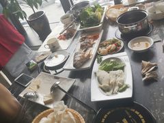 -何鲜菇火锅(大营盘店)