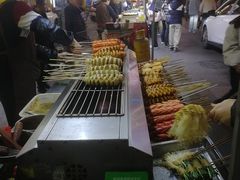 -新百广场(地铁站)