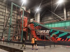 -极限PLAY运动娱乐新世界·团建派对潮玩休闲馆·室内蹦极高空游乐园