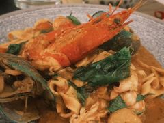 -Mark&Mars Restaurant