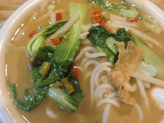 -牛八宝桂林米粉(八里庄店)