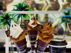 双色香草巧克力甜筒-歌帝梵(大运河购物中心店)