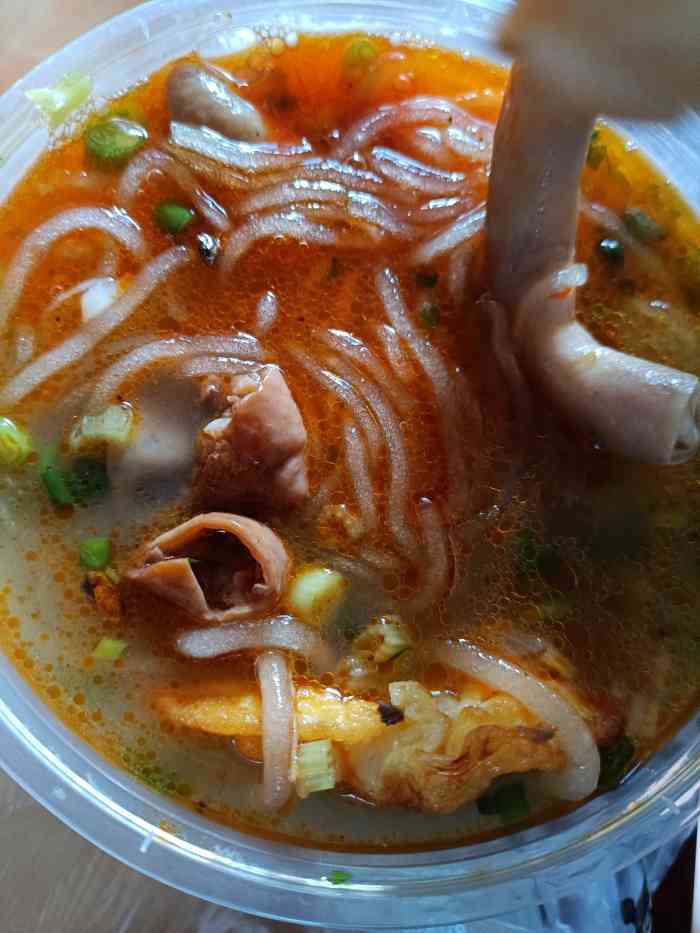 白家肥肠粉-"大份肥肠粉打包77结子20块,最后结子没加.