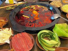 -黄潇洒老火锅(九眼桥宏济巷店)