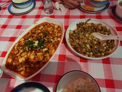 -洪霞餐馆·川菜·鲜货现炒(两江春城店)