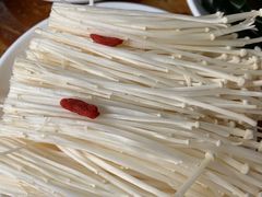 -佘记全家福芋儿鸡(向阳街总店)