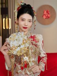 点击看大图 -艾拉·女王婚纱礼服馆